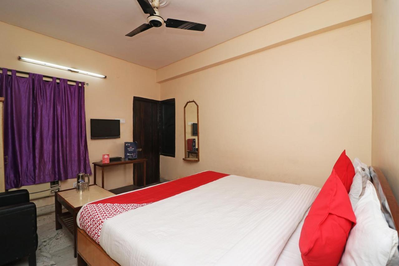 Oyo 17424 Hotel Swagat Гая Екстер'єр фото